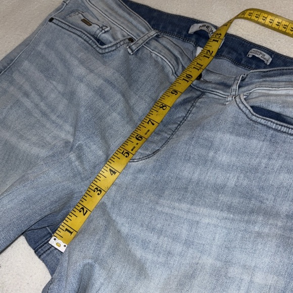 Nine West Jeans, Plain Pocket, High Rise, Straight, Size 12 light washed - Picture 5 of 11